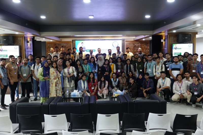 Seminar on Digitalization and Service Marketplace: Operational Barriers for Entrepreneurs in Achieving a Sustainable Business Ecosystem