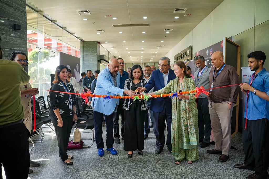 AIUB Hosts “Beyond the Frame” Exhibition Showcasing Students’ Animation, AR and Digital Creativity
