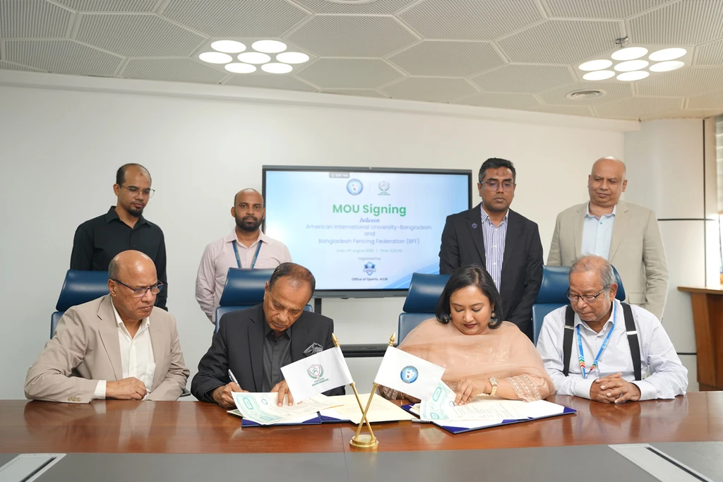 AIUB and Bangladesh Fencing Federation Signs MOU