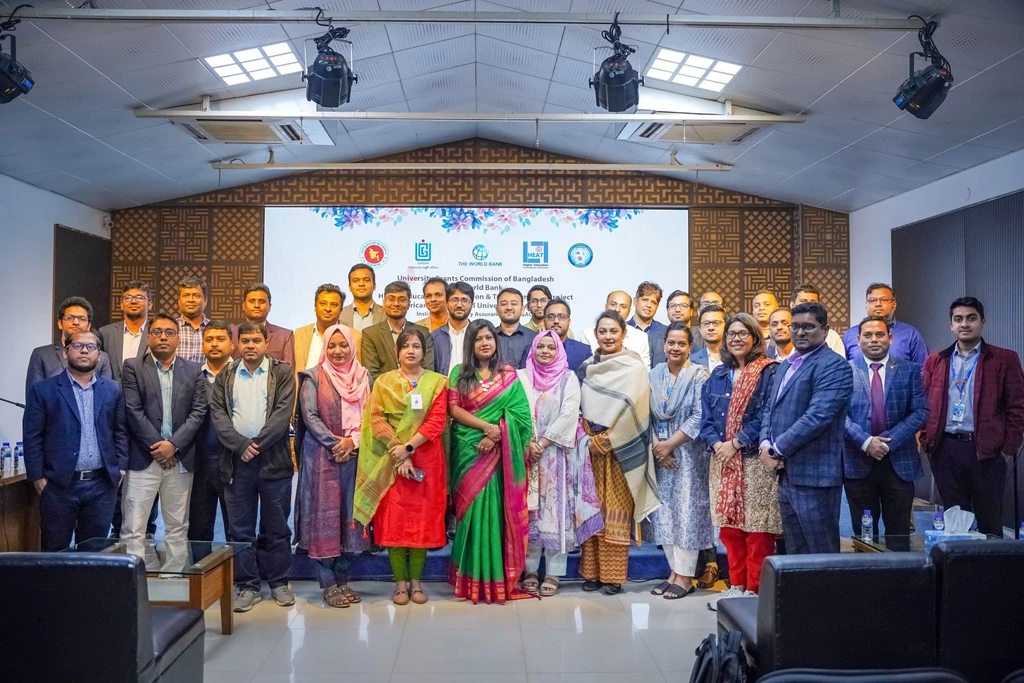 AIUB Hosted HEAT Project Trainees under UGC–World Bank Initiative