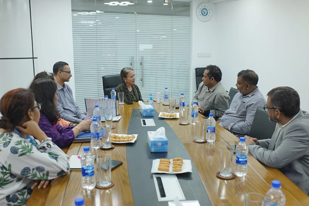 AIUB and Villa College, Maldives Explore Prospects for Academic Collaboration