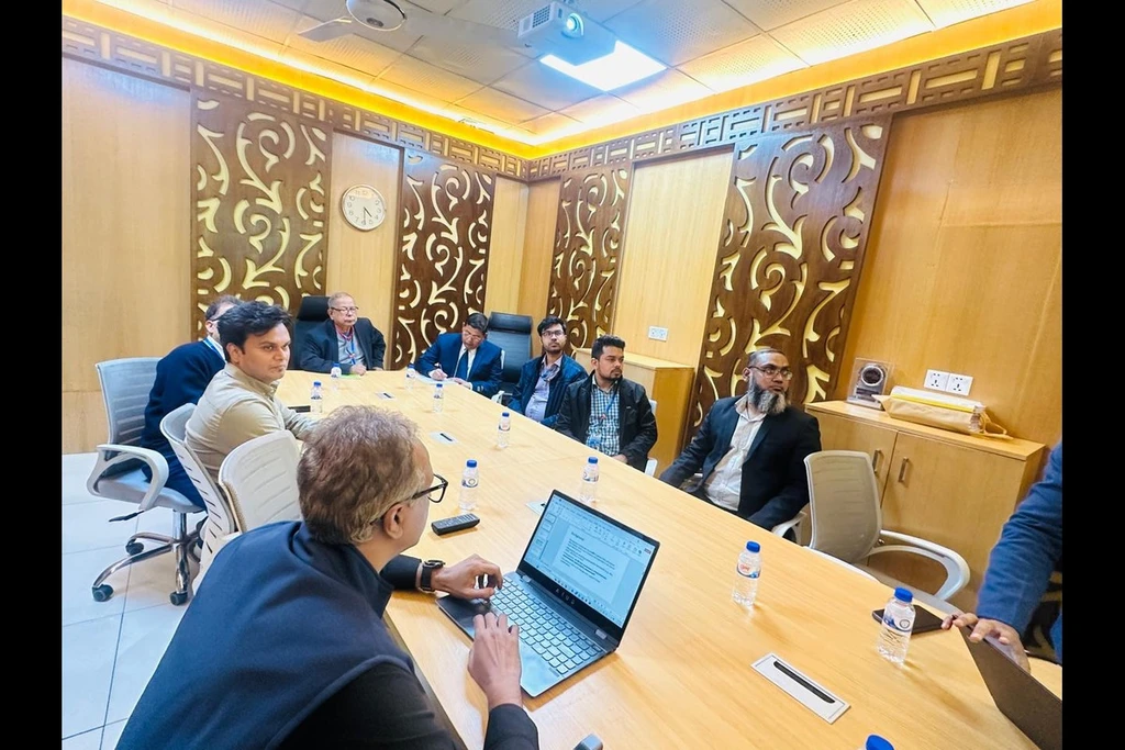 Mid-phrase Research Progress Evaluation Session of AIUB-Funded Projects under the Faculty of Business Administration (FBA)