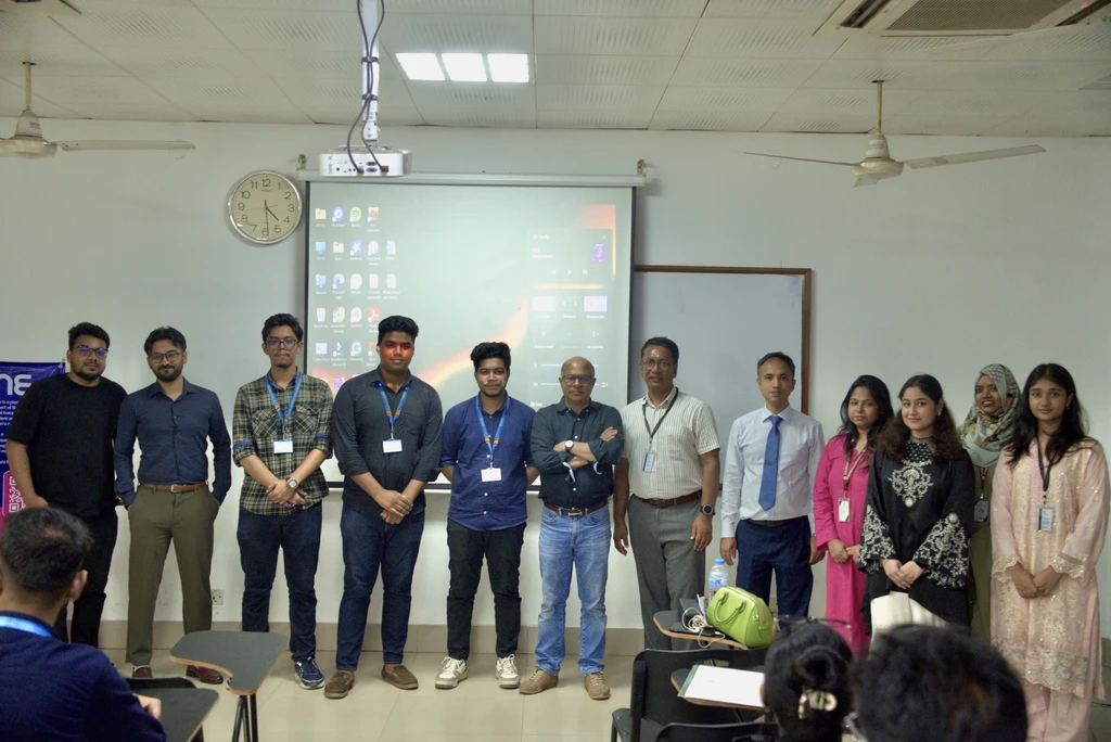 AIUB Computer Club presents session on “Where is the gap?”