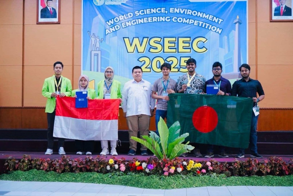  AIUB Students Win Gold Medal and IYSA Special Award at WSEEC 2025
