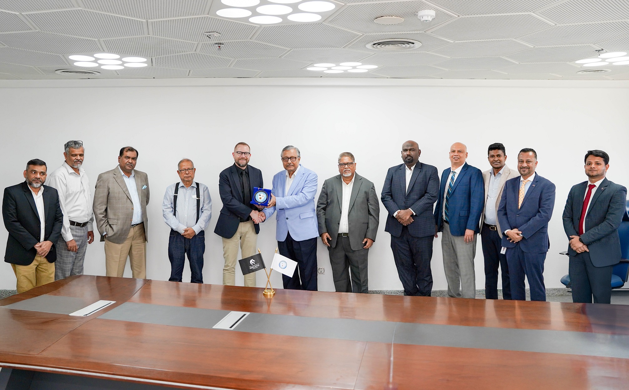 Pro Vice-Chancellor (Global) of the University of Newcastle, Australia, Visits AIUB
