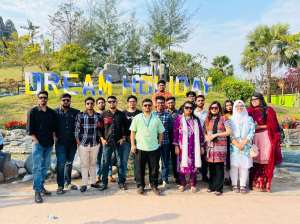 THM students’ study tour to Dream Holiday Park
